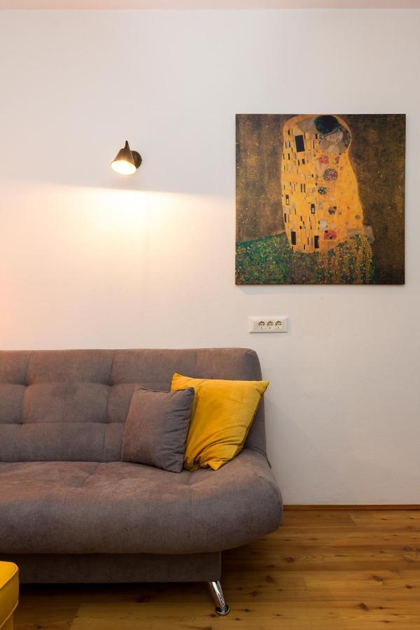 Karina Lauben Lodge Egna Esterno foto